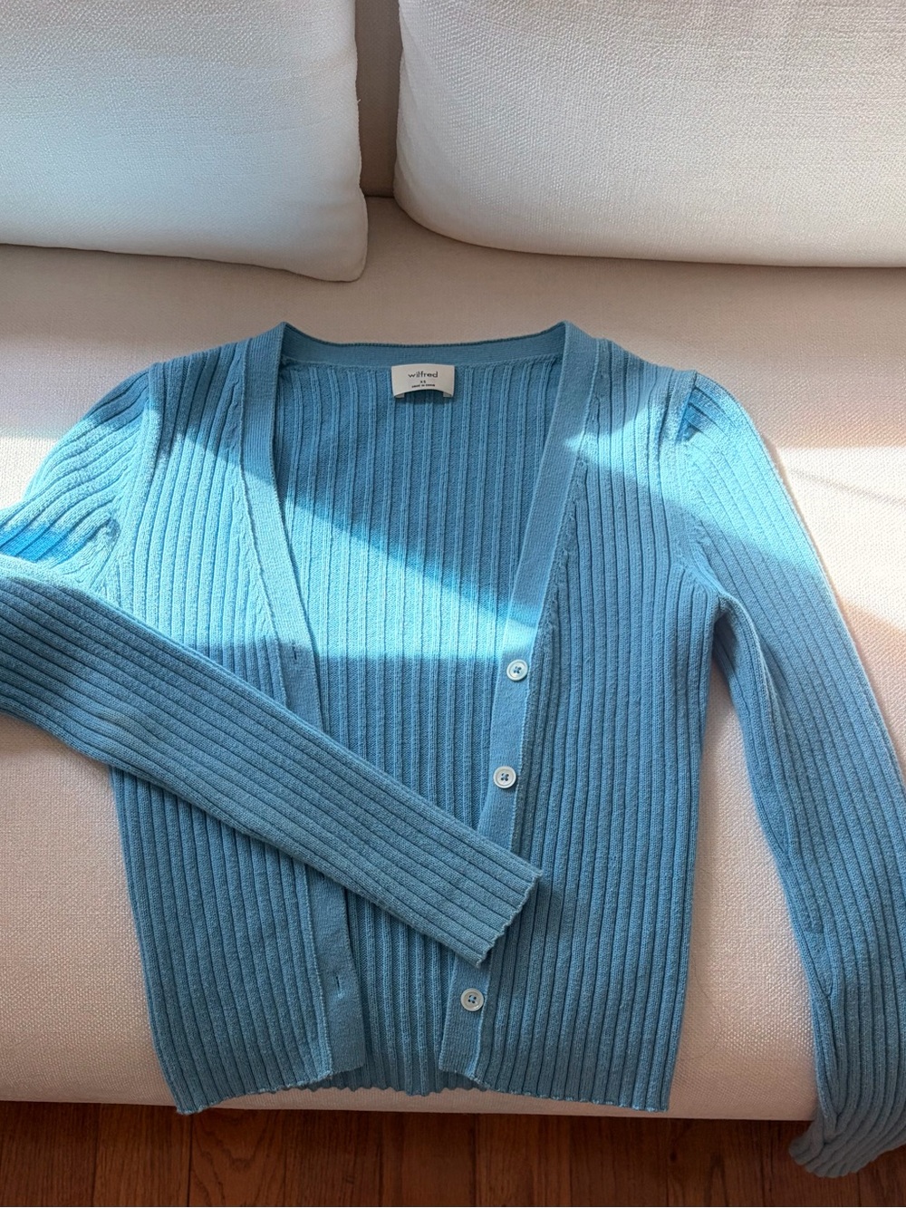 Wilfred Ribbed V-Neck Cardigan in Sky Blue